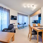 Prywatne W Baltic Park Molo, Sun & Snow Apartment