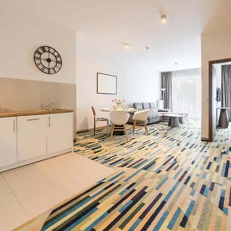 公寓 Baltic Park Molo, Sun & Snow