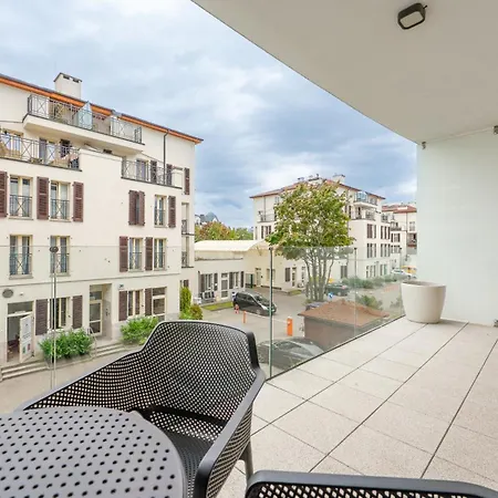 Apartamenty Sun&Snow W Obiekcie Baltic Park Molo Apartman *