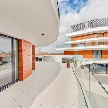 Baltic Park Molo, Sun & Snow 슈비노우이스쳬