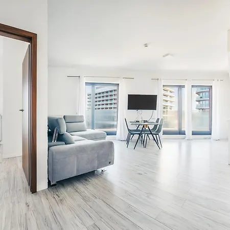 Prywatne W Baltic Park Molo, Sun & Snow Apartment *